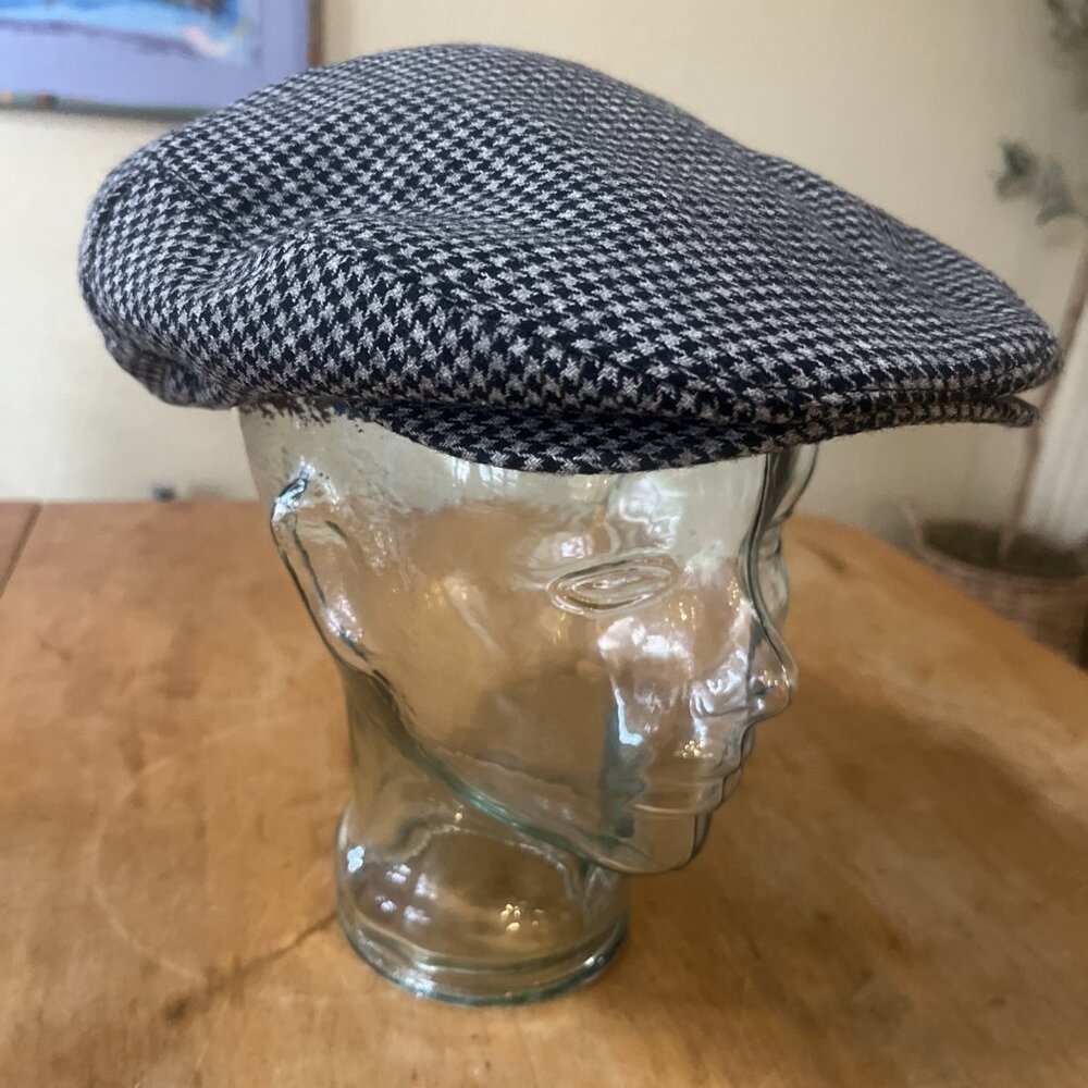 Brixton Kenmore Snap Cap Sz 7 1/2 large Charcoal/Black